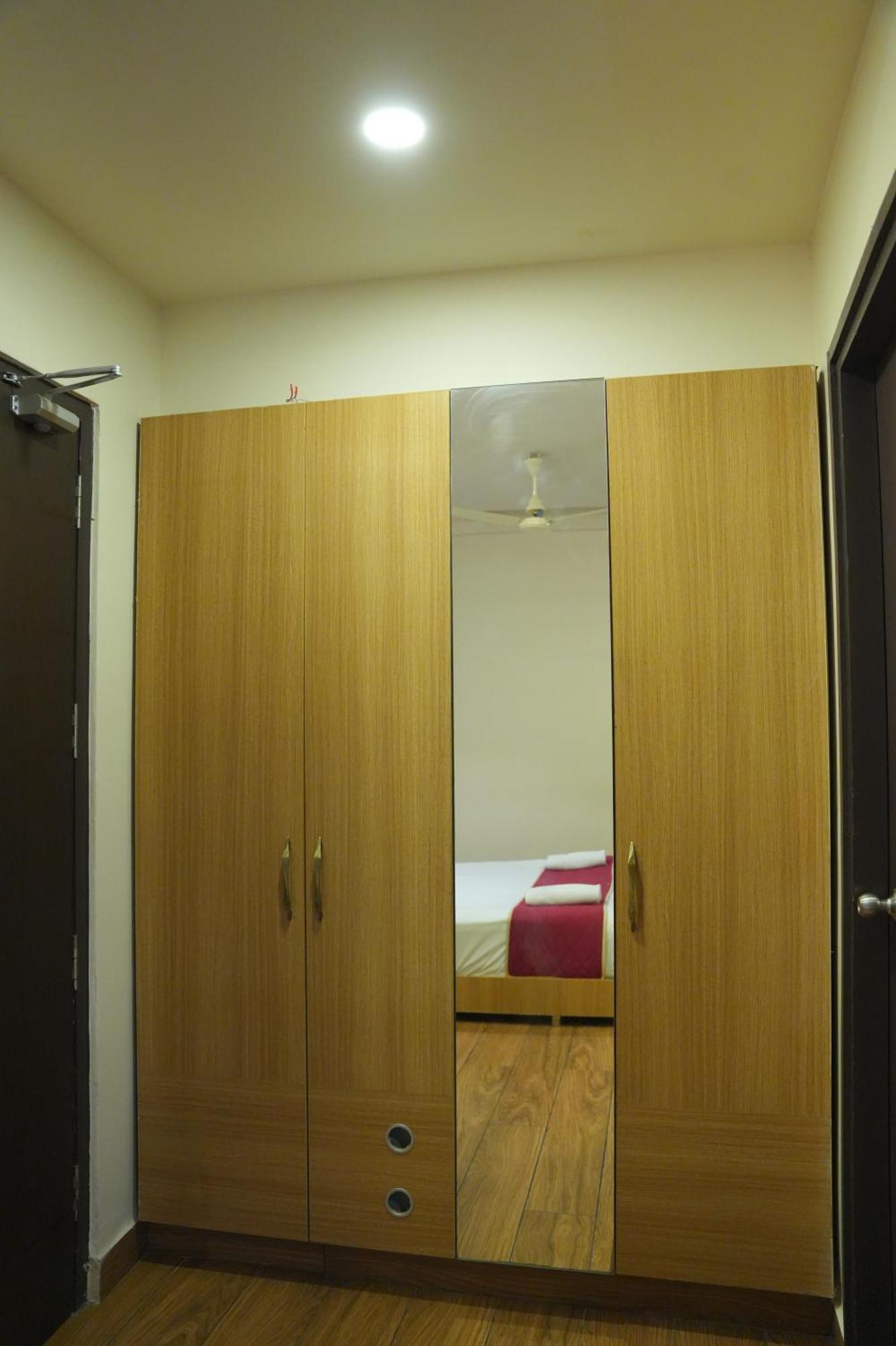 Kvp Golden Inn ティルパティ エクステリア 写真