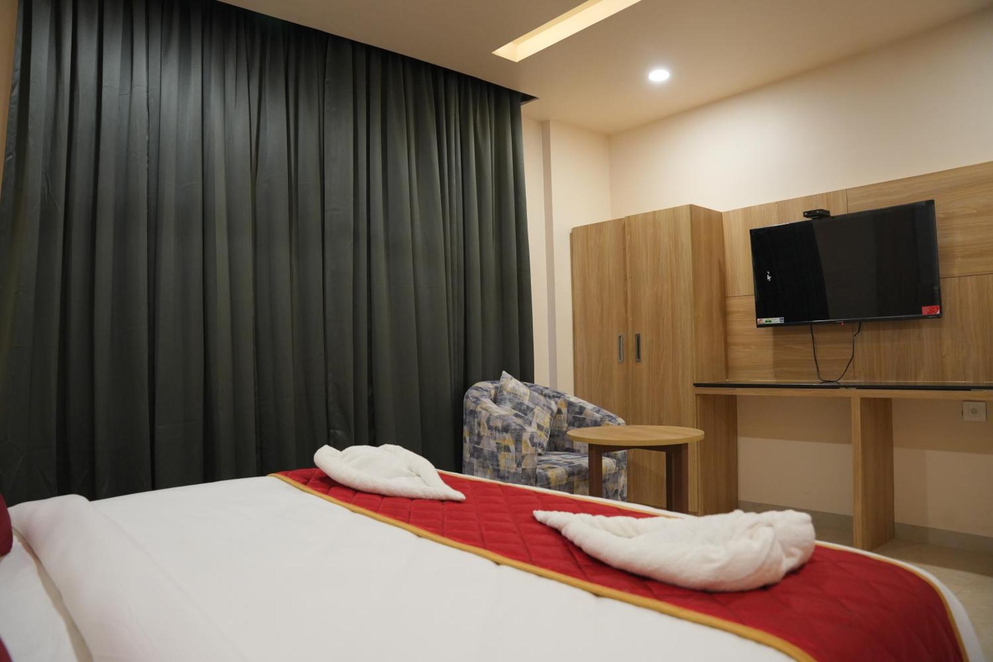 Kvp Golden Inn ティルパティ エクステリア 写真