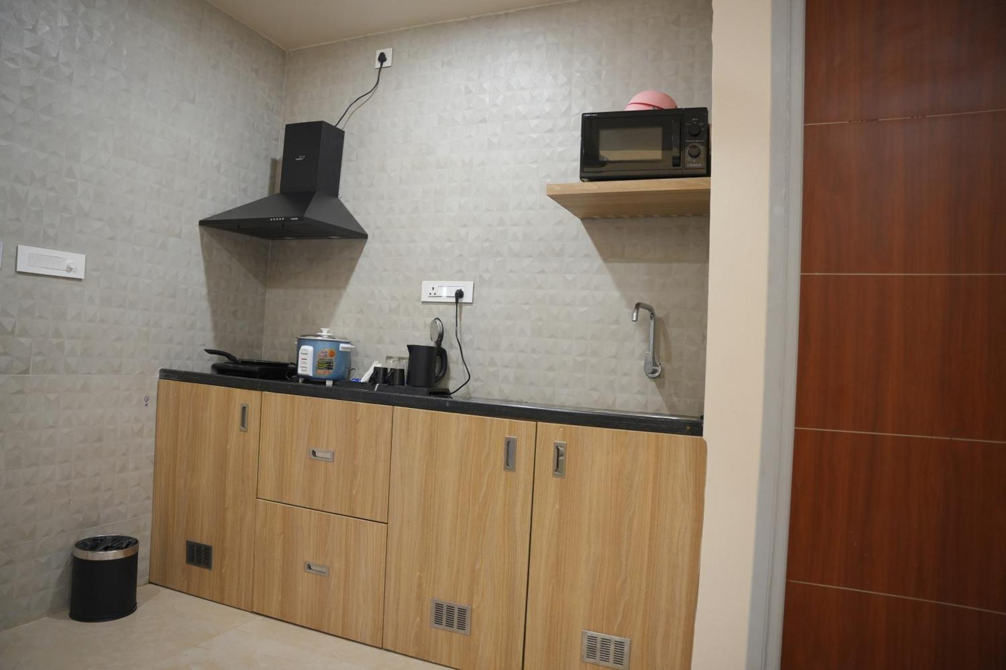 Kvp Golden Inn ティルパティ エクステリア 写真
